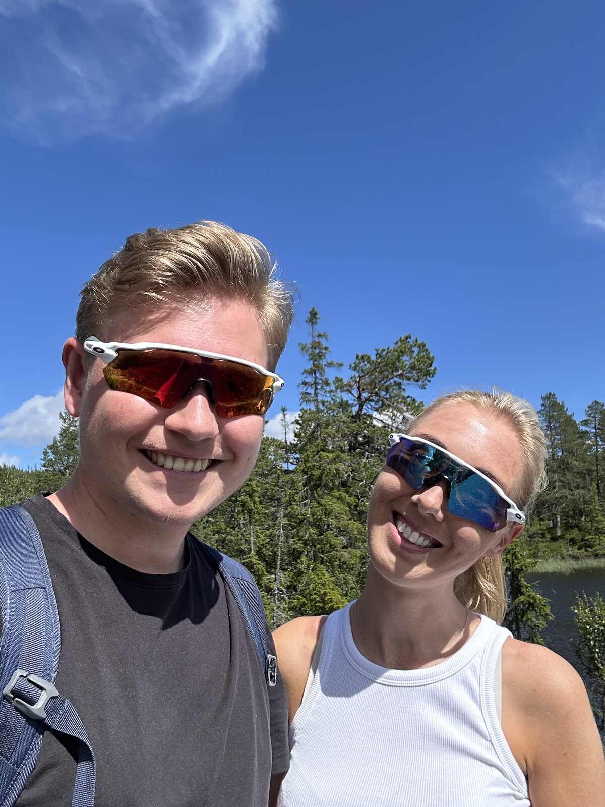 Silje og Simen på fjelltur